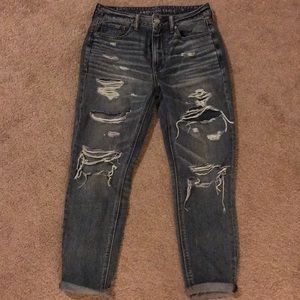 American eagle high rise tomgirl jeans